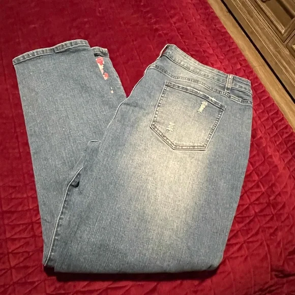 Women’s flower inlay jeans XXL - Picture 4 of 5